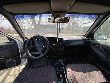 Volkswagen: Volkswagen Passat Variant: 1989 г., Механика, Универсал — 6