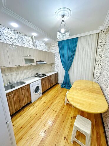 Uzunmüddətli kirayə mənzillər: Əhmədli metrosunun üstündə,16 mərtəbənin,6-cı mərtəbəsində,2 — 4