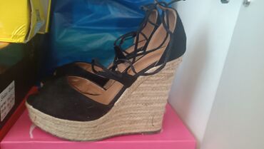 Босоножки, сандалии, шлепанцы: Басаножки — 3