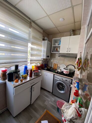 Uzunmüddətli kirayə mənzillər: Genclik metrosun yaninda 5/2, 3 otaq yeni temirli ve yeni esiyali — 6