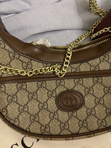 Gucci sumka premium baha almisam cexolnan bir yerde 15 azn