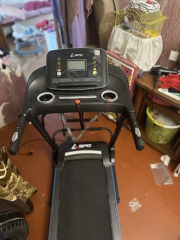 SPO qaçış trenajoru - Elektrikli qaçış yolu, evdə kardio məşqləri