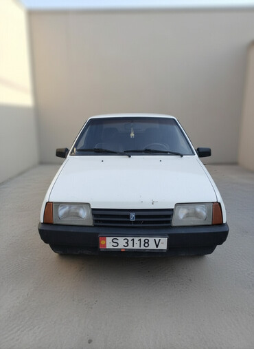 ВАЗ (ЛАДА): ВАЗ (ЛАДА) 2109: 1988 г., Механика, Бензин — 4