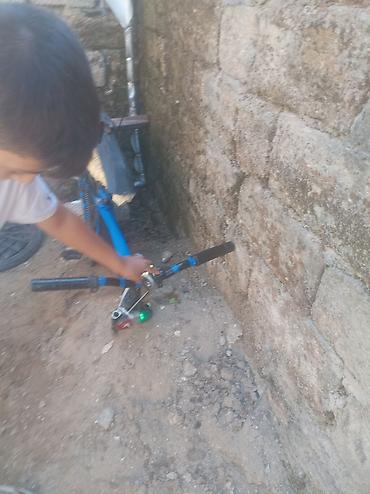 Uşaq velosipedləri: Məhsul: Uşaq/yeniyetmə üçün velosiped və hissələri Təsvir: - Mavi — 4