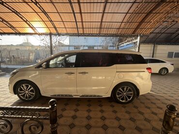 Kia: Kia Carnival: 2017 г., 2.2 л, Автомат, Дизель, Минивэн — 6