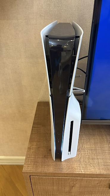 playstation 4 controller: PlayStation 5 Slim 1 TB əla vəziyyətdə satılır. Konsol səliqəli — 2