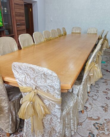 столы для гостей: Комплект стол и стулья Для зала, Б/у
