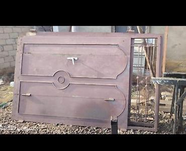 Həyət darvazaları: Metal darvaza – qalın materialdan hazırlanıb. Ölçü: eni 3.10 m — 1