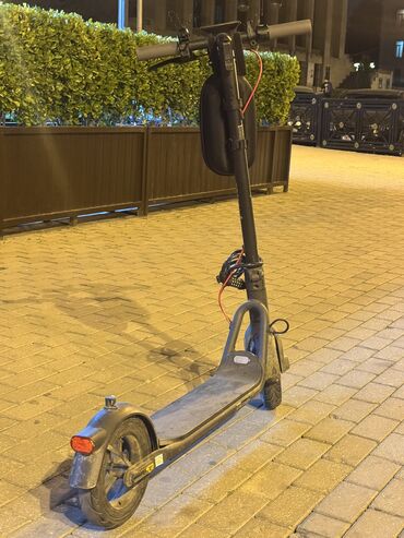авто колонки: Işlenmiş Elektrikli samokat 700 VT > 27 km > 9,5” Maksimal
