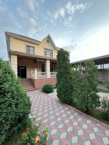 дом село ленинское: Үй, 380 кв. м, 9 бөлмө