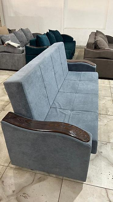 Прямые диваны: Прямой диван, Новый, Трехместный — 13