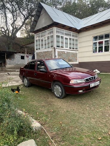 авариные авто: Daewoo Nexia: 2006 г., 1.5 л, Механика, Бензин, Седан