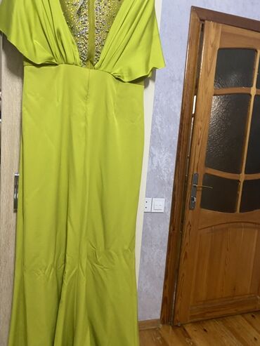 Toy paltarları və aksesuarları: Yaşıl don