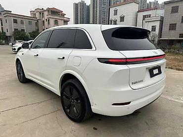 Lixiang: Lixiang L7: 2024 г., Электромобиль, Кроссовер — 1