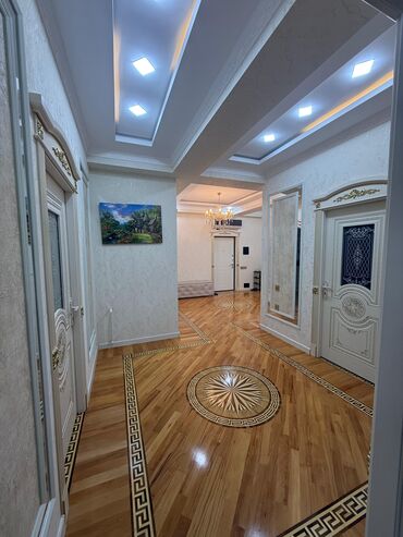 Yeni tikili: 4 otaqlı, Yeni tikili, 164 kv. m