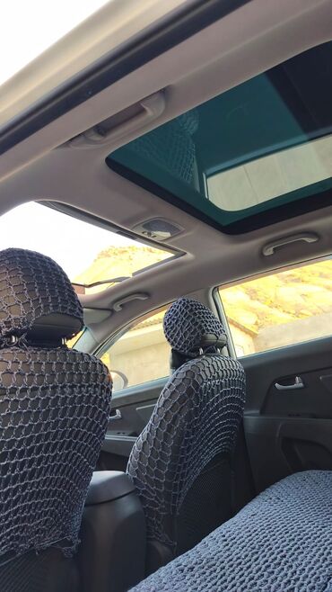 Kia: Kia Sportage: 2.4 l | 2011 il Sedan — 17