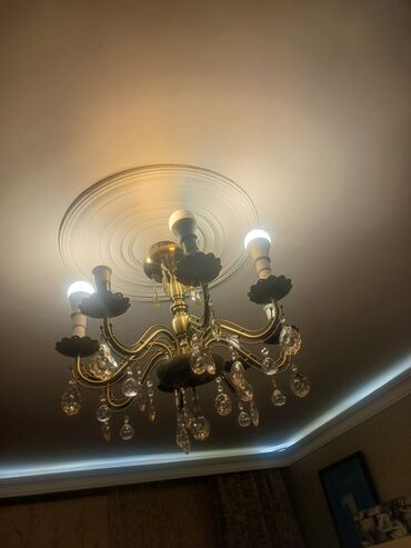 işiq generatoru: Çılçıraq, 6 lampa, Metal
