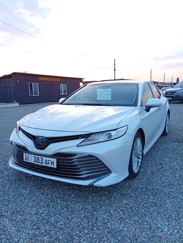авто в рассрочку без первоначального взноса: Toyota Camry: 2018 г., 2.5 л, Автомат, Гибрид, Седан