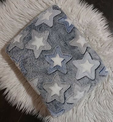 Posteljina: 🦄Dečije svetleće ćebe🦄 🦄Dimenzije-150*200 🦄Cena-2.100 dinara — 8