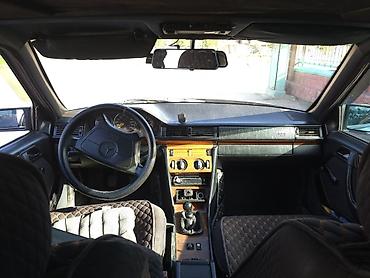 ешка 124: Mercedes-Benz W124: 1994 г., 2.2 л, Механика, Бензин, Седан — 4