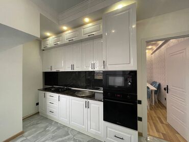 Uzunmüddətli kirayə mənzillər: Nizami rayonu, Bəhruz Nuriyev küçəsi, Laçın ticarət mərkəzinin — 10