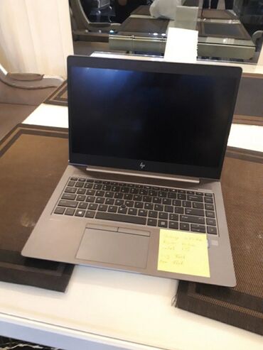Аксессуары для ПК: HP EliteBook seriyasından olan bu noutbuk, müasir iş ehtiyacları üçün