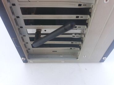Desktop računari i radne stanice: Računar cooler master za svakodnevnu upotrebu moze svaka provera — 9