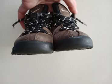 Gležnjače: Gležnjače, Nike, Veličina - 22 na lalafo.rs — 14 Gležnjače: Gležnjače, Nike, Veličina - 22 — 14