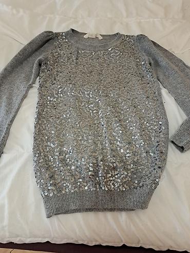 Sivi ženski džemper sa šljokicama – H&M - Boja: svetlosiva -