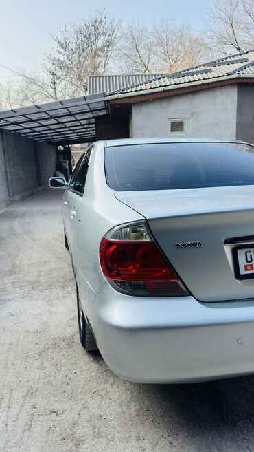 Toyota: Toyota Camry: 2005 г., 3 л, Автомат, Газ — 6