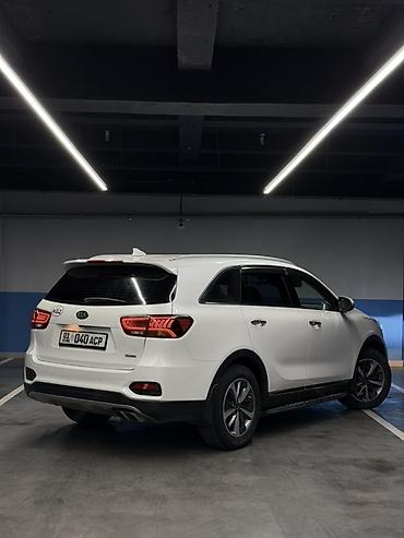 продаю тико: Kia Sorento: 2018 г., 2 л, Автомат, Дизель, Кроссовер — 3