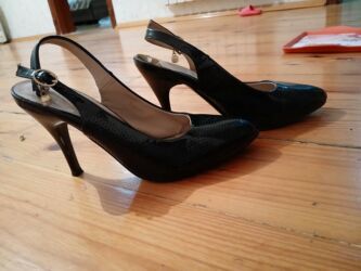 Tuflilər: Tuflilər, Ölçü: 38, rəng - Qara, İşlənmiş — 9