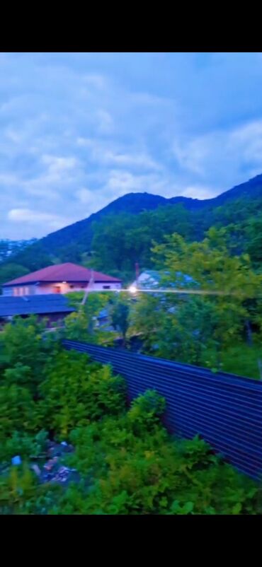 Uzunmüddətli kirayə mənzillər: Diqqetle oxuyun. İlk ay 350 azn . Sonraki aylar 200 azn . Tam mebellı — 17