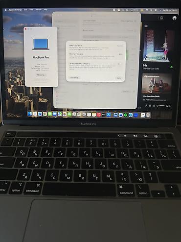 Ноутбуки Apple (MacBook): Для программирования, Б/у, Apple M2, ОЗУ, RAM: 8 ГБ — 8