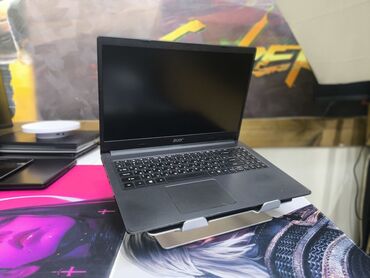 петличные микрофоны: Ноутбук, Acer, 8 ГБ ОЭТ, Intel Core i3, 15.6 ", Колдонулган, Татаал эмес тапшырмалар үчүн, эс тутум SSD