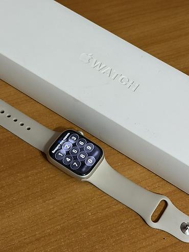Apple Watch: Apple Watch (алюминий, светлый корпус) с ремешком Sport Band в цвете — 1