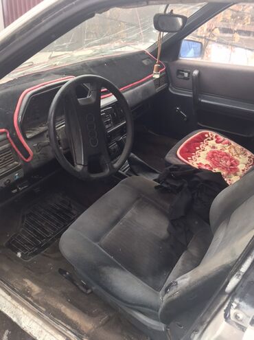 Audi: Audi 100: 1986 г., 2.3 л, Механика, Бензин, Седан — 6