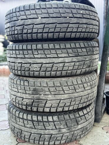 Шины: Шины 225 / 60 / R 17, Зима, Б/у, Комплект, Легковые, Япония, Yokohama