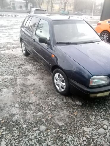 Volkswagen: Volkswagen Golf: 1994 г., 1.6 л, Механика, Бензин, Седан