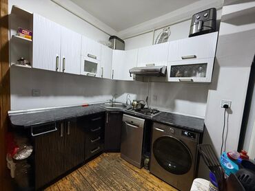 Mətbəx mebeli Satılır 250₼ Üzərində qaz aspirator verilir Ünvan