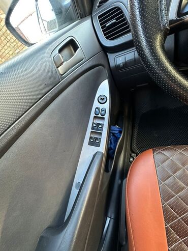 Hyundai: Hyundai Solaris: 2016 г., 1.6 л, Автомат, Бензин, Седан — 9