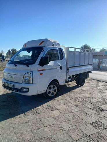 Hyundai: Hyundai Porter: 2019 г., 2.5 л, Типтроник, Дизель