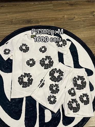 Личные вещи: Комплект летней одежды: футболка + шорты - Размер: M - Цена: 1600 сом — 1