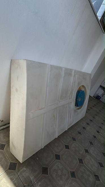 2 ci el konteyner: Işlənmiş 750 litrlikdir. Buraxan yeri yoxdur. İstesez catdırılmad — 1