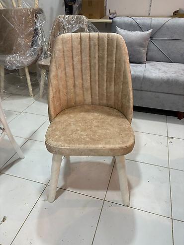 taxta boçka: Yemək otağı və qonaq otağı üçün yumşaq oturacaq stulları - Model: dik — 2