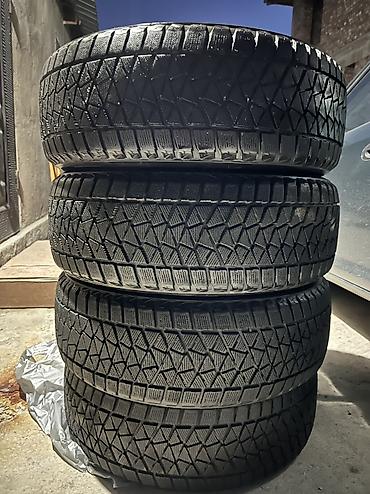 235/55/R20 Bridgestone Blizzak Продаю зимние шины новый 1 месяц