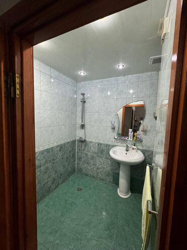 Köhnə tikili: Bakı, Yeni Günəşli Massiv D, 4 otaqlı, Köhnə tikili, 86 kv. m — 17