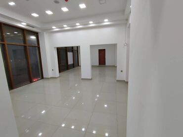 Mağazalar: Xırdalan şəhərinin mərkəzindəHeydər Əliyev prospektində ümumi — 18