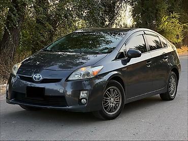 Toyota Prius: 2010 г., 1.8 л, Вариатор, Гибрид, Лифтбек