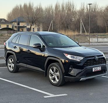 spot: Toyota RAV4: 2021 г., 2.5 л, Вариатор, Гибрид, Кроссовер — 2